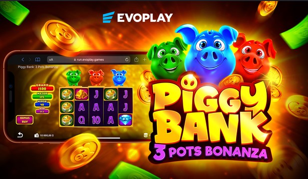 Banner de Evoplay para Piggy Bank 3 Pots Bonanza con tres chanchos de dibujo verde, azul y rojo, monedas y billetes volando, y un celular mostrando el juego en run.evoplay.games